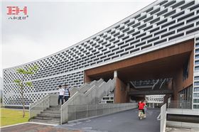 造型鋁單板、格柵、金屬拉伸板-南方科技大學讀書館08.jpg